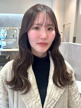 ログ(log) 韓国風 髪質改善カラー 顔まわり レイヤー ミディアム 艶髪