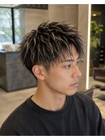 MEN's Baguz MEN'Sカット/ MEN'Sパーマ/ MEN'Sカラー 黒髪ツーブロック×束感ショートメンズパーマ韓国風スタイル