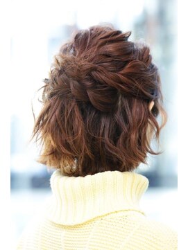 アピッシュ シェリ(apish cherie) ショート～ボブの方でも出来るアレンジ