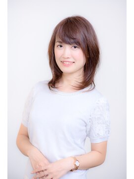 ジャンクロードビギン 丸の内 MY PLAZA店(JEAN CLAUDE BIGUINE) 【潤艶】モテ ミディロング