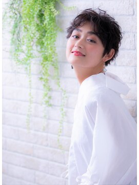 ソア 武蔵小杉(SOAR) 大人かわいい無造作カールとデザインカラー小顔丸みショートボブ