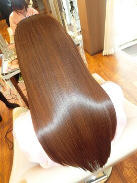 ヘアープロデュース ア ラ モード(Hair Produce A La Mode) ピカピカツヤツヤ美髪ストレート