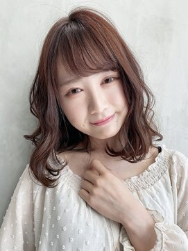 アイティー バイ アルバム 浦和店(IT by ALBUM) ミディアムスパイラル_ココアブラウンフリンジウェーブ_27365