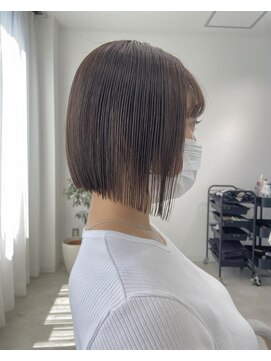 ヨーク(YOKE) 【YOKE】前下がりボブショートブリーチなしアッシュ