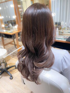 ネオリーブ チロル 横浜西口店(Neolive CiroL.) 韓国風　艶髪　ピンクベージュカラー