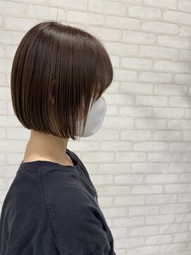ビス リアン 川口店(Vis lien) 艶髪/切りっぱなしボブ/前下がり/20代/30代/ショート