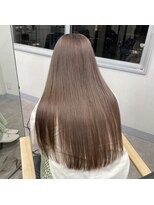 オグジュアリー 表参道(aux.)&nbsp;＊透明感たっぷりベージュカラー＊