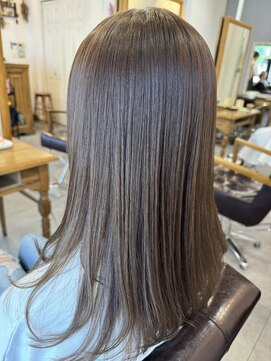 レイリー(LAiLy) 酸性縮毛矯正でサラツヤに