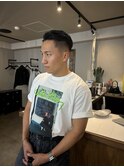 フェード 直毛 メンズ カット