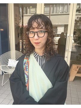 ヒツジ(hitsuji) くるくるプードルパーマ