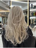 ホワイトブロンド/レイヤーカット/髪質改善/シールエクステ