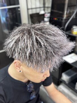 ヘアーグランデシーク(Hair Grande Seeek) バチバチStyle【ホワイトフルメッシュ×ツイスト】