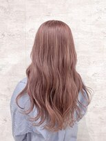 イル(iLu.)&nbsp;ピンクベージュ/カット/カラー/ブリーチ/トリートメント