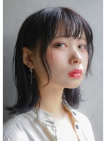 ソウ アオヤマ(SO aoyama)&nbsp;ミディアムボブ　外はね　伸ばしかけ　顔周りレイヤー