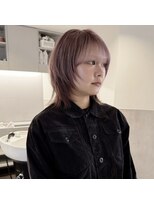 ニコ シモノセキ(NIKO Shimonoseki)&nbsp;レイヤーカット／ウルフカット/ピンクラベンダーベージ ユ