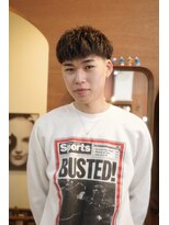 エディ(Edy)&nbsp;メンズ刈り上げスパイキーショートニュアンスパーマ眉毛カット