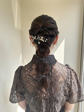 ペスカケイクリエイティブ(PESCA K-CREATIVE) 編み込みローポニーヘアアレンジ
