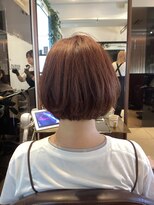 プルースラウンジ(Plus Lounge) 大人かわいい前下がりミニボブ前髪あり、丸みボブ