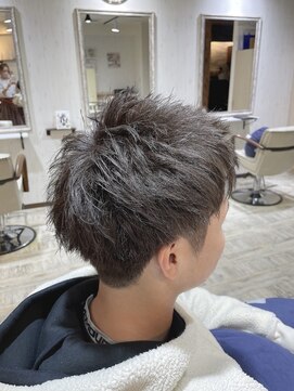 ティアラ 桜木町(TIARA) 爽やかメンズスタイル★スモーキーグレー