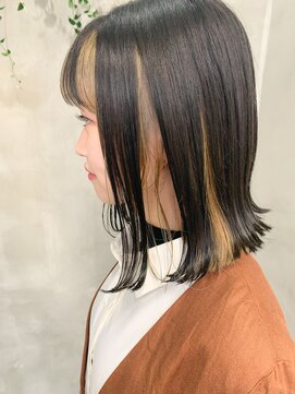 テトヘアー(teto hair) インナーカラー、フェイスフレーミング、外はねボブ