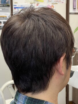 シノン(si-non) 少し明るめの白髪染めショートスタイル