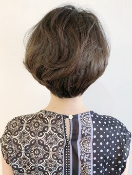 リコ(LIKO) ふんわり大人ショート☆ボリューム/ひし形シルエット/デジパ