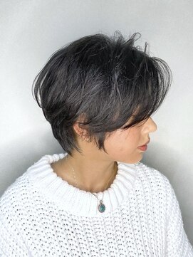 フェリーチェ(felice) 癖を活かした無造作ショート♪