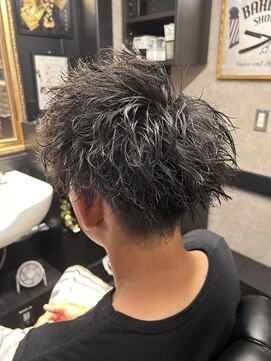 ブロートーキョー 有楽町店(Bro Tokyo) ツーブロックツイストスパイラルパーマ