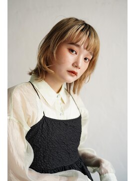 ジュール 新宿三丁目(Joule) 黒髪ロング/グレーベージュ/レイヤーロング/新宿駅