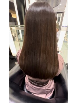 エアー 銀座タワー(AIR) ツヤ髪スタイル/くすみカラー/美髪/レイヤーカット【榛葉】