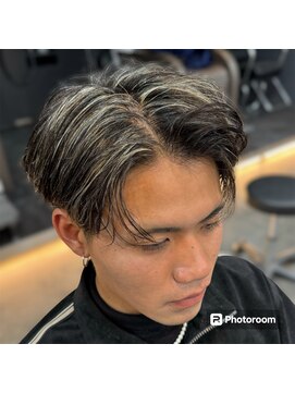 バース バイ ハピネス(BIRTH by happiness) ホワイトメッシュセンターパート