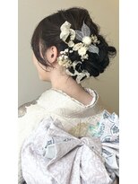 ロフト プロデュースドバイウシワカマル(loft produced by ushiwakamaru)&nbsp;成人式アレンジ