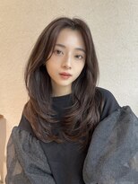 レイヤーカット　レイヤーロング　ロングヘア　前髪