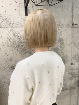 ソウコ(SOUCO) ぱつっとボブ