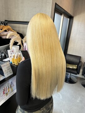 トリコ(ToricO) ダブルカラー　ミルクティーベージュ　ブロンドヘアー