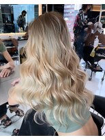 ラピス 福岡天神店(Lapis)&nbsp;外国人風ブロンドグラデーション