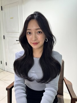 フォルテ 横浜店(FORTE) アッシュブラック、グレーベージュ、レイヤーロング、艶髪黒髪