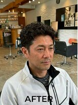 ジェットブラックキューサンロク(JET BLACK 936) 洗練の【極道パーマ】で切り拓く新たな境地