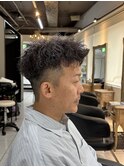 ツイストスパイラルパーマ　ツイストパーマ　シルバーメッシュ