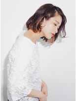 ロジェ(loje)&nbsp;＊LOJE＊ 7:3パートで魅せるセミウェットボブ。