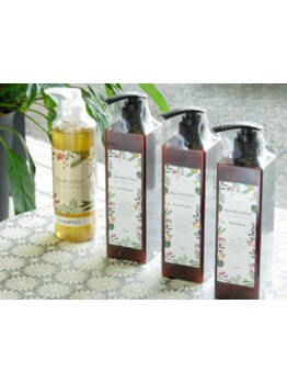 科学成分を使用していないAAAランクのヘナ使用★高純度・高品質をとことん追求したプロ仕様のヘナを是非♪