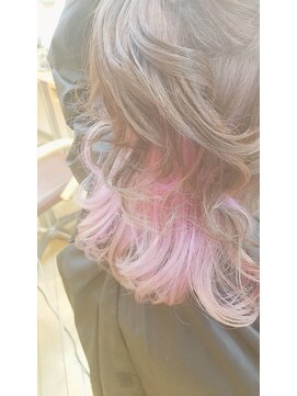 ヘアー バイ ミーズ(hair by Mii’s) ペールピンク/インナーカラー
