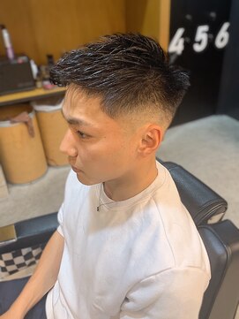 フランクスバーバー アンド ビアークラブ(FRANK'S BARBER and BEER CLUB) 七三オールバックツイストパーマコンマヘアかき上げヘアテクノR