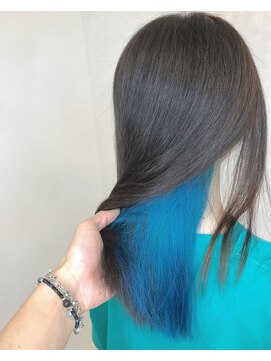 ヘアーアンドメイク ドレス(DRESS) インナーカラー　ジェイドグリーン