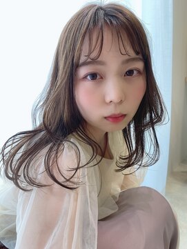 ローウェ 青山 表参道(Louwe) シースルーバング/ゆるふわカール/ミルクベージュ20代30代