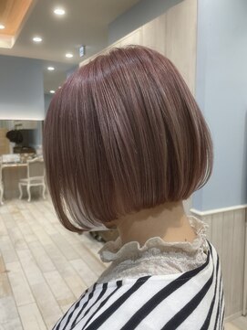 エイミーバイネオリーブ(amy by neolive) 美髪のススメ×ホワイトグレージュカラー!コンパクトボブ♪