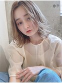 アッシュベージュ/透け感ボブ