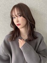 シーン(SCEN) くびれヘア  レイヤーロング  カーキベージュ　20代/30代/40代