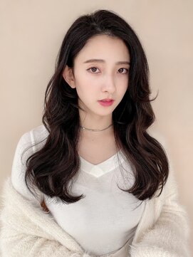 ロンド フィーユ(Lond fille) Chika 大人上品色っぽ中華ワンホンヘア×ダークトーンカラー