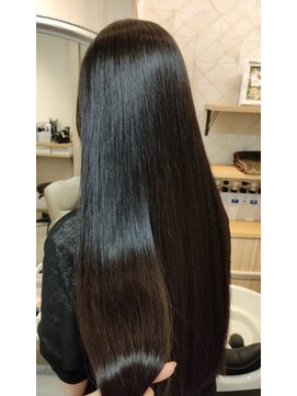 トゥーリ 二日市店(tuuli) 大人綺麗ロングヘアー